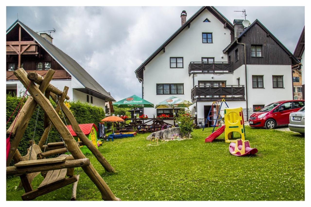 U Bernardyna Otel Harrachov Dış mekan fotoğraf